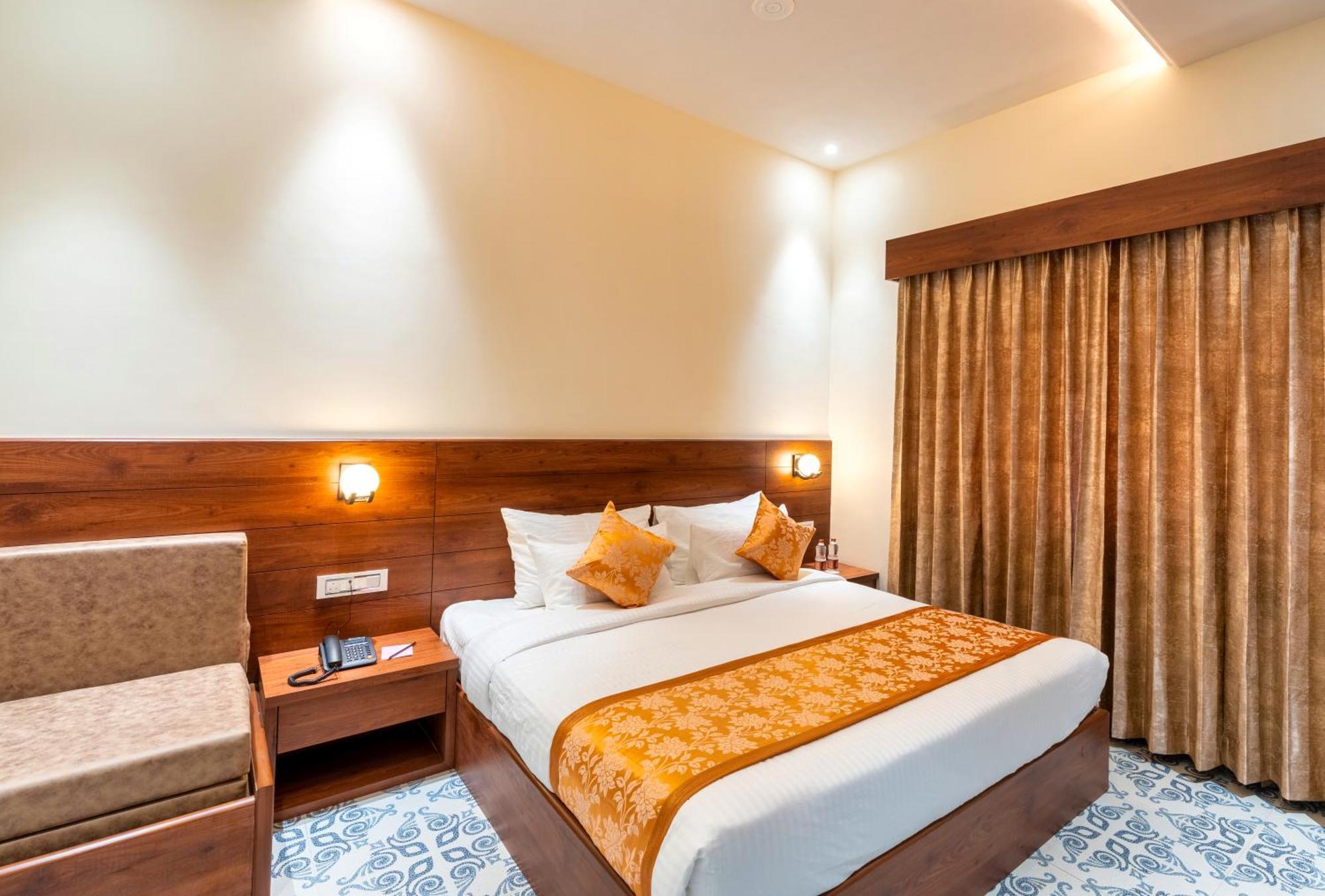 The Grand Fateh Hotel อุเดเปอร์ ภายนอก รูปภาพ